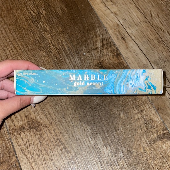 NWT Live Love Music Blue Tie-Dye Marble Stereo Earbuds - Picture 13 of 16